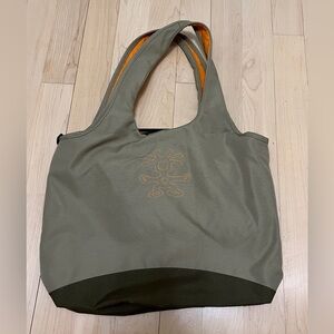 Crumpler The Headaitch Large Tan Brown Tote Shoulder Bag